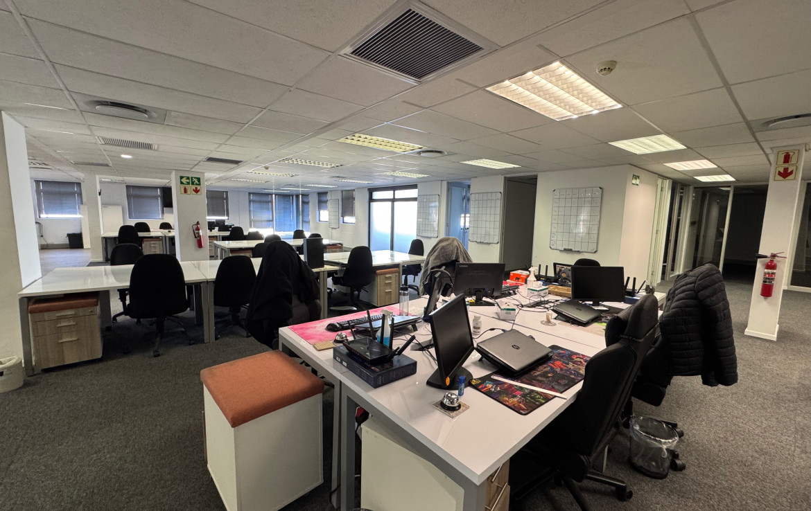 rooted-properties-office-tolet-forrent-boulevard-place-century-city-commercial-property9