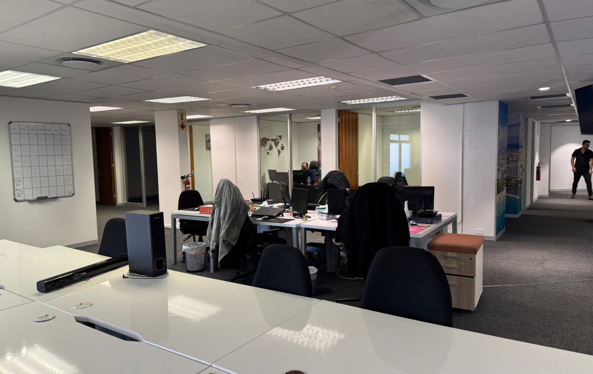 rooted-properties-office-tolet-forrent-boulevard-place-century-city-commercial-property8