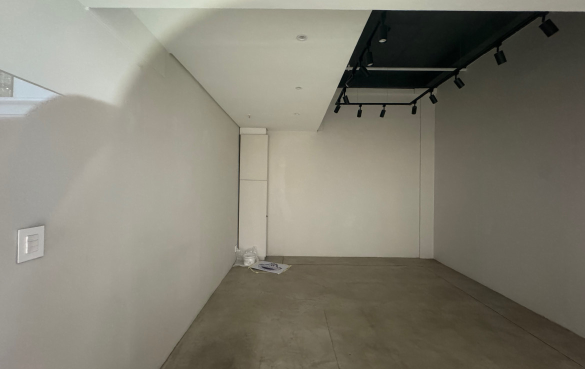 rooted-properties-retail-shop-to-let-in-sea-point3