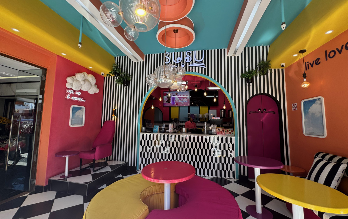 rooted-properties-retail-to-let-shop-forrent-seapoint-capetown-commercial-property-adelphi-shopping-centre5