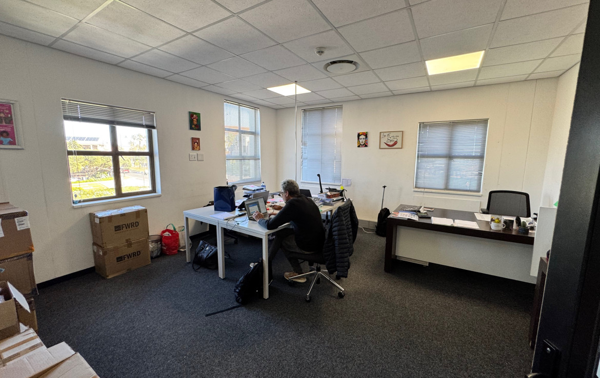 rooted-properties-office-tolet-forrent-century-city-milnerton-cape-town-250m2-no1waterhouseplace13