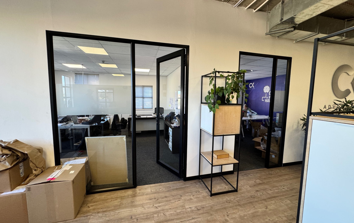 rooted-properties-office-tolet-forrent-century-city-milnerton-cape-town-250m2-no1waterhouseplace14