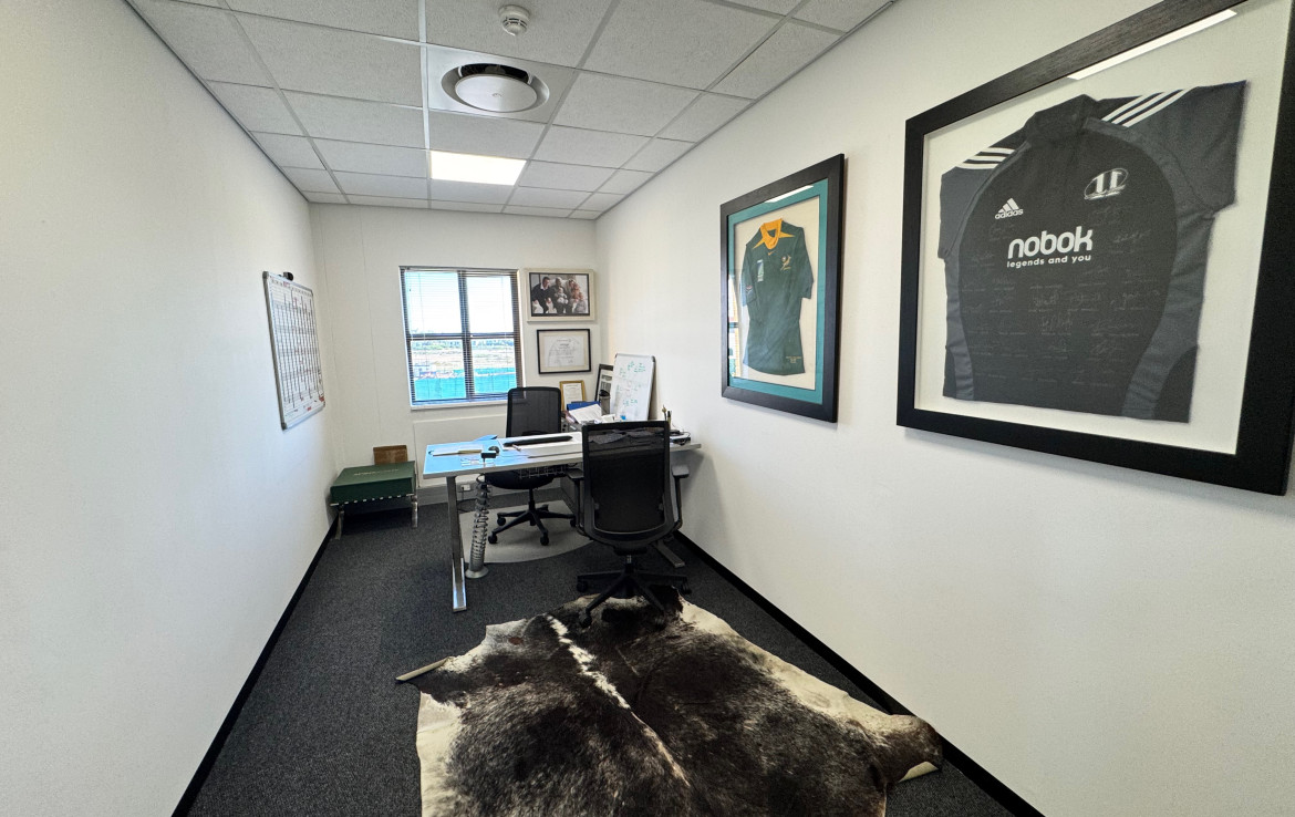 rooted-properties-office-tolet-forrent-century-city-milnerton-cape-town-250m2-no1waterhouseplace7